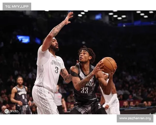 丁威迪错失绝杀浓眉强势登场独行侠遭遇首败12+7+5数据远逊克莱