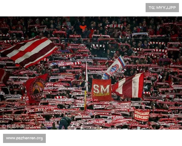 拜仁球员赛场爆发激烈冲突 场面一度失控球迷席卷混乱